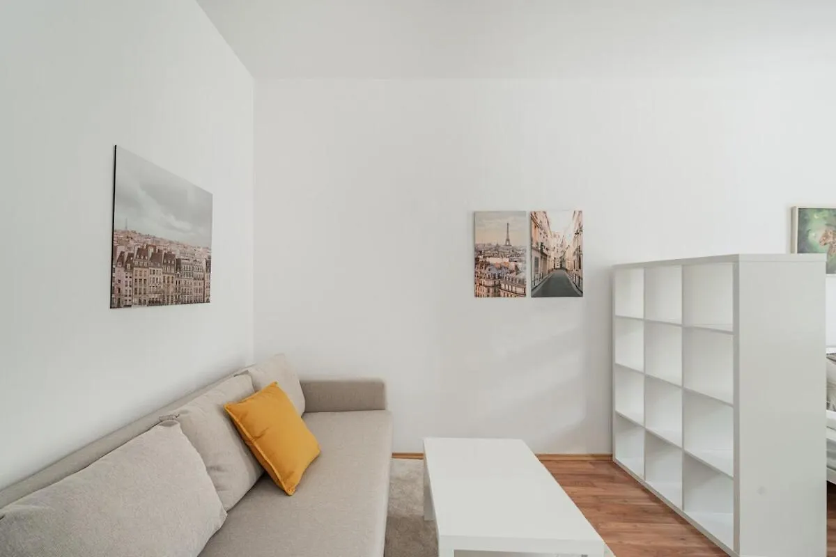 Central Studio Apartment 维也纳