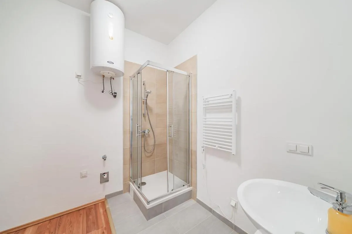 Central Studio Apartment 维也纳